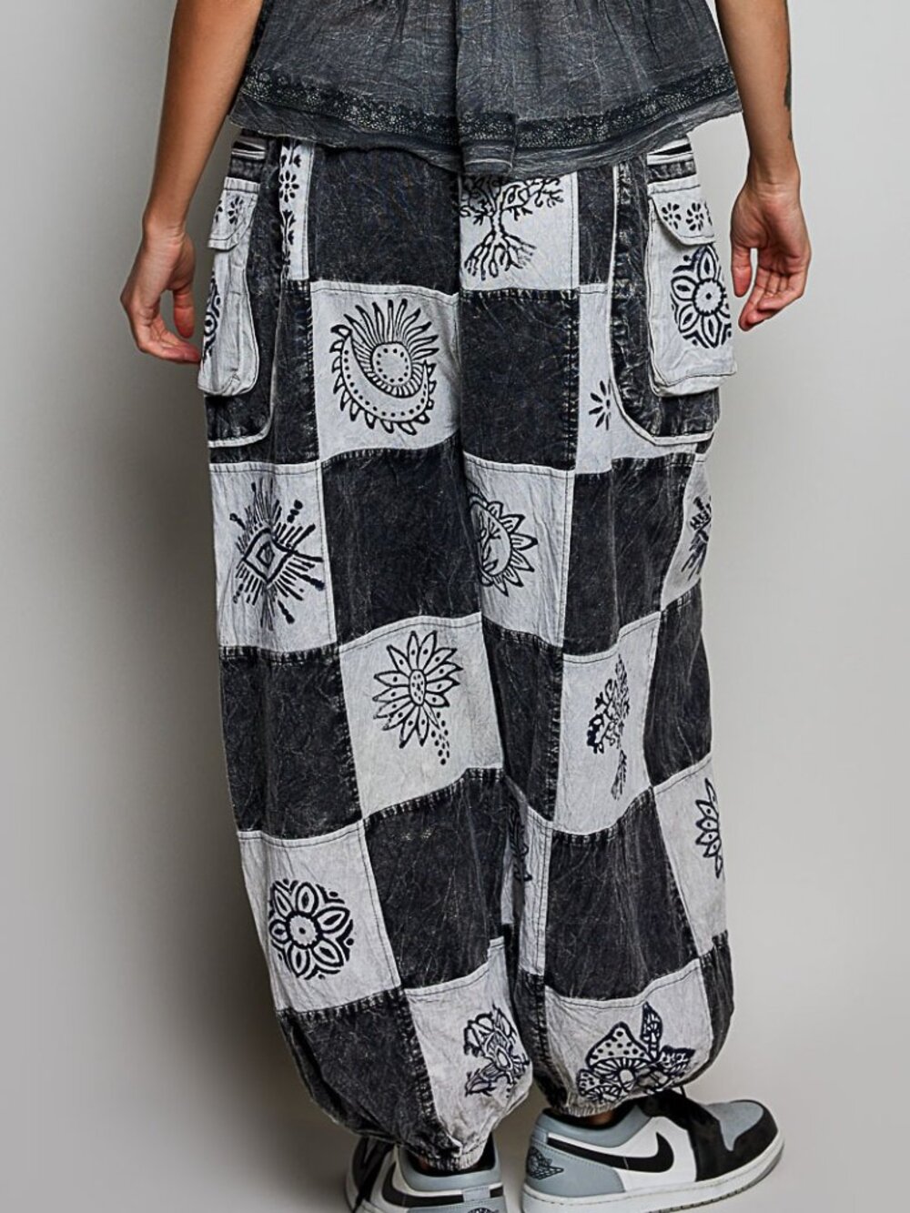 POL Drawstring High-Rise Patchwork Jogger Pants - Picture 3 of 5